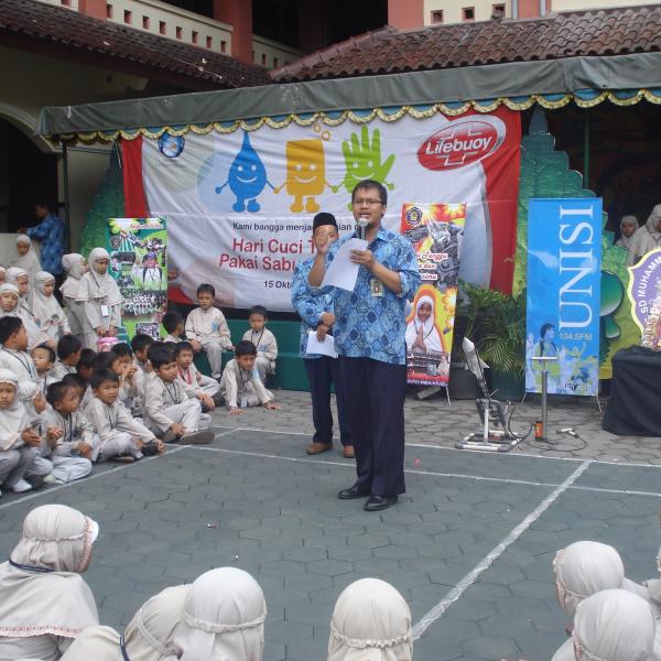 Cuci Tangan Bersama Lifebuoy