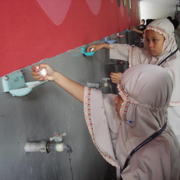 Cuci Tangan Bersama Lifebuoy