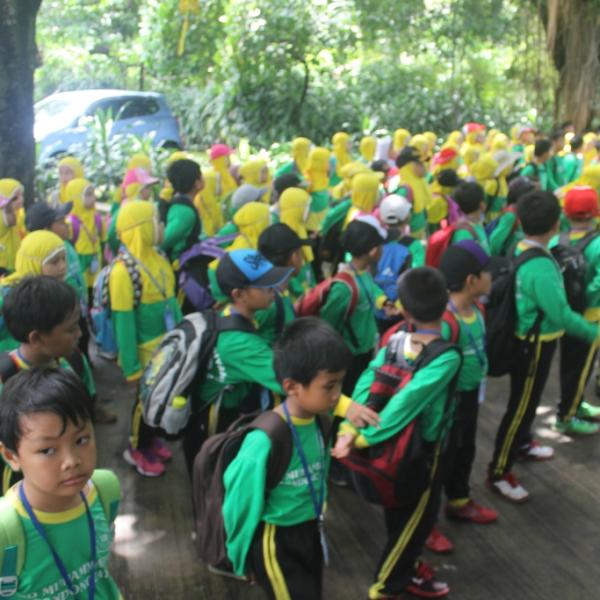 Fieldtrip Kelas 2 Ke Gembiraloka Februari 2016