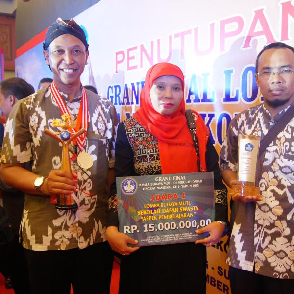 Final Lomba Sekolah Mutu di Padang 2015