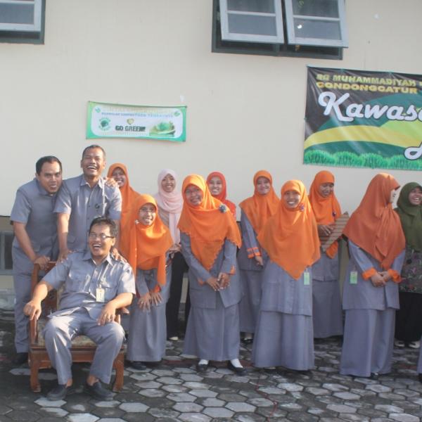 PRESTASI SENIN UPACARA FEB 2015