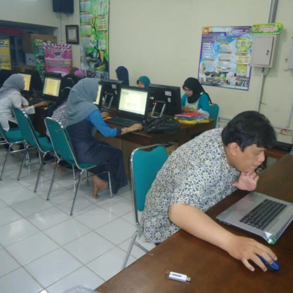 Pelatihan ICT Guru SDMuhCC e-Learning dan RPP Lesson Plan Database 2012