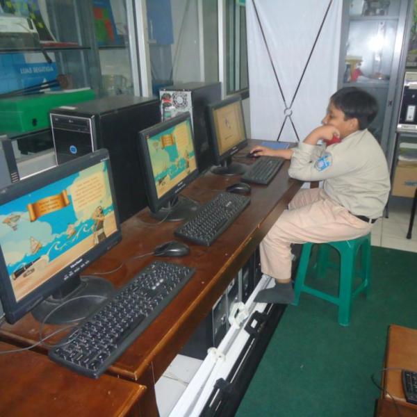 Pembelajaran IPS Asean dengan ICT Eqep - sdmuhcc-UNY