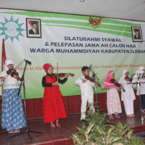 Pentas Seni Syawalan PDM Sleman 2015