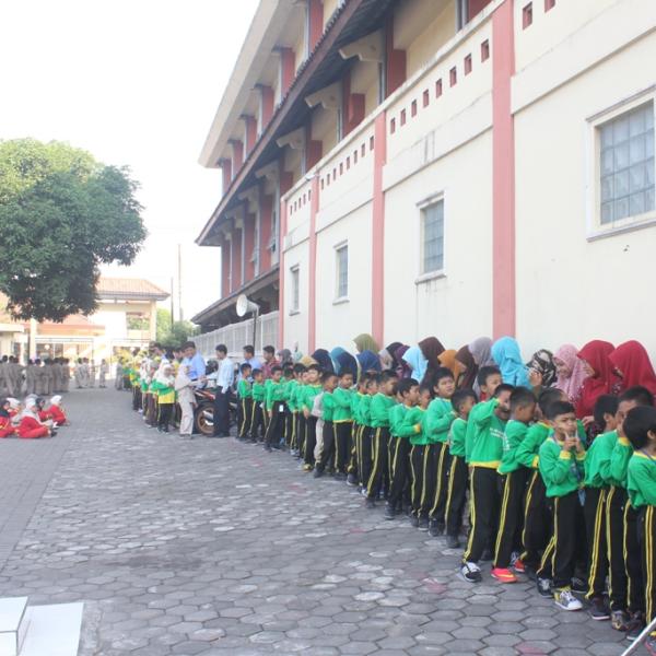 Syawalan Siswa-Guru SDMUHCC 2015