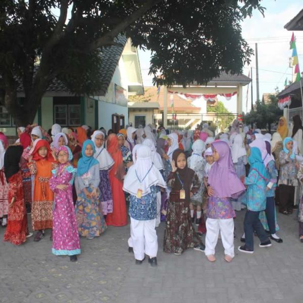 Upacara Hari Keistimewaan Ngayogyakarta