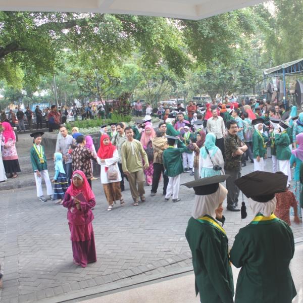 Wisuda Kelas VI 2015