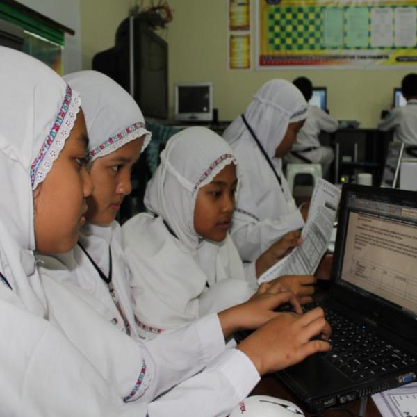 komputer-multimedia-pembelajaran