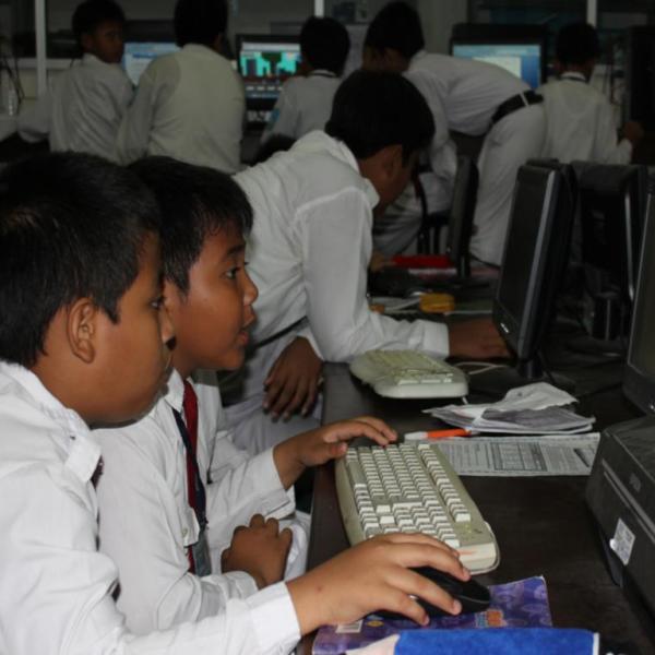 komputer-multimedia-pembelajaran