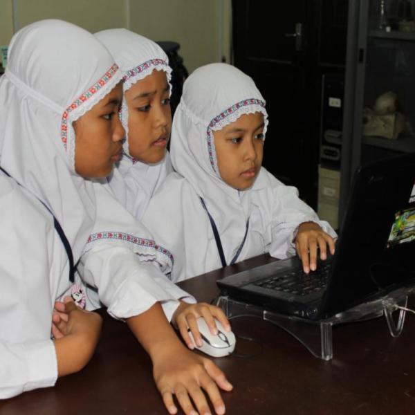 komputer-multimedia-pembelajaran