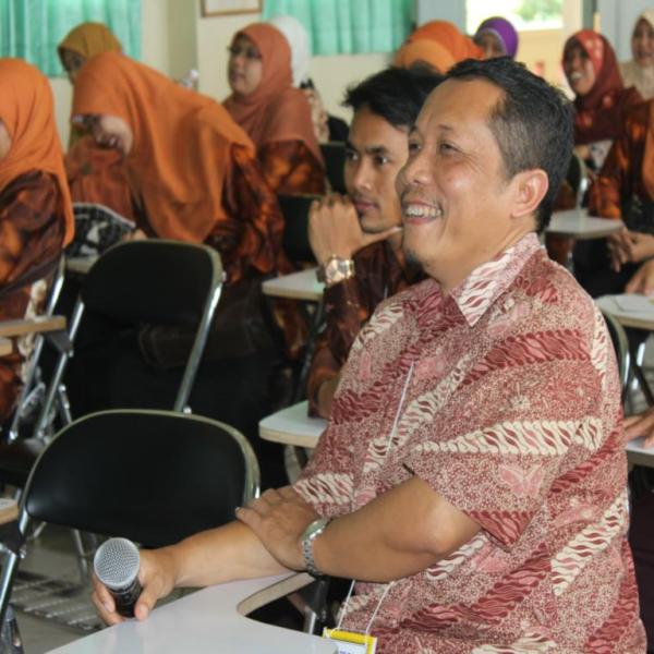 pelatihan-guru-penulisan-kisi-kisi-uan