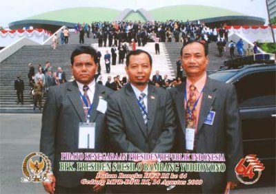 juara-i-kepala-sekolah-berprestasi-2009-2